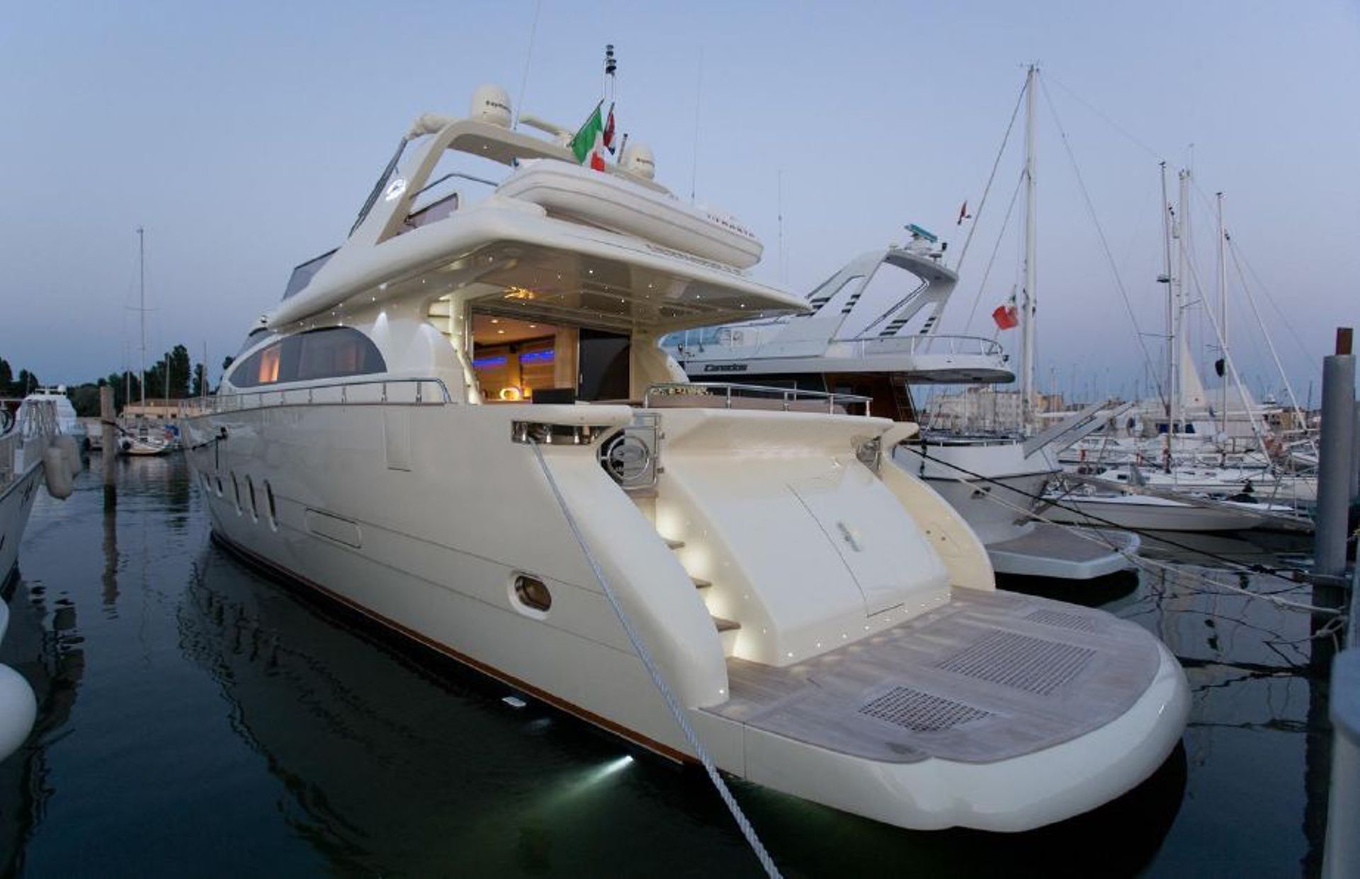 Leonard 74 Yacht Rental in Malta